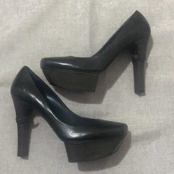 Pumps - Picture 4 of 7